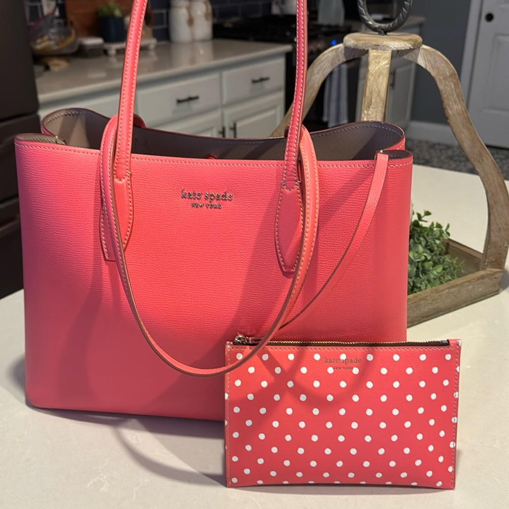 Great condition Kate Spade tote!